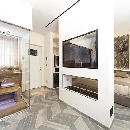 Tritone Luxury Suites Piazza Del Popolo-3