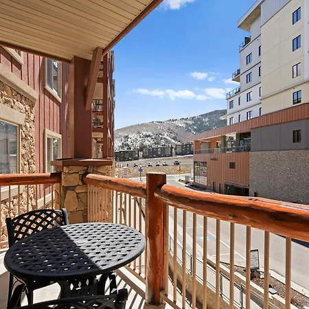 Canyons Village Condos By All Seasons Resort Lodging-2