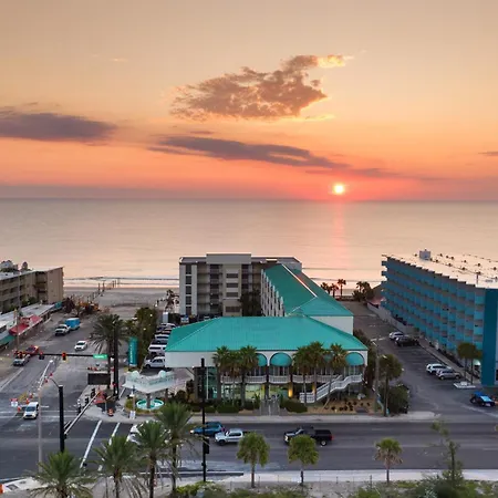 Boardwalk Inn And Suites-2