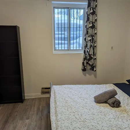 Harmony Room Near Metro Monk Station With Self Check-In-3