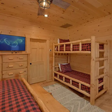 Amazing Views Hot Tub Game Room-2