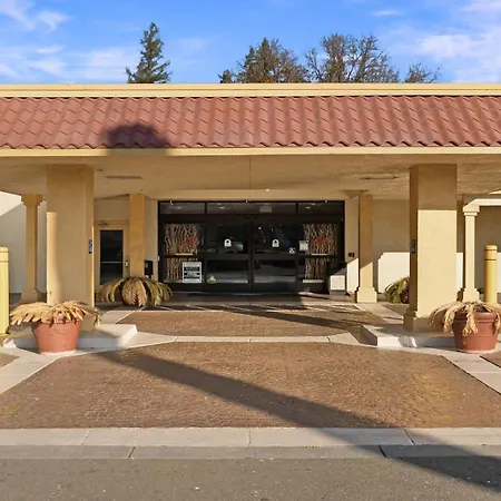 Howard Johnson By Wyndham Sacramento Downtown-2