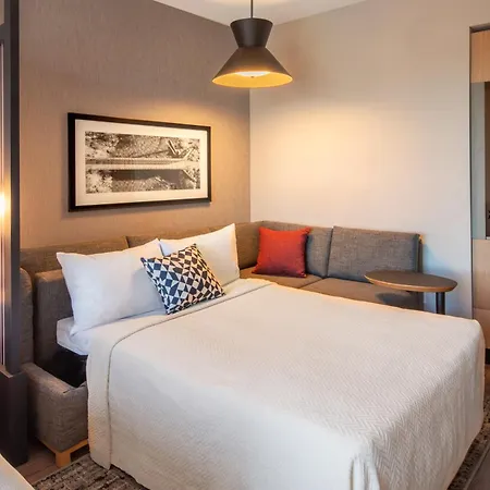 Hyatt Place Reno-3