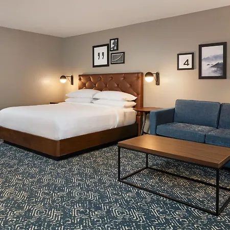 Four Points By Sheraton Bakersfield-3