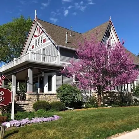 Astor House-3