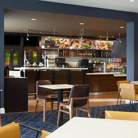 Courtyard By Marriott Newark Silicon Valley-2
