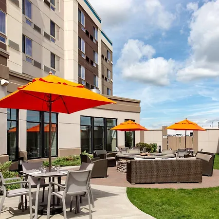 Courtyard By Marriott Edmonton West-2