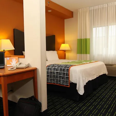Fairfield Inn & Suites Fargo-3
