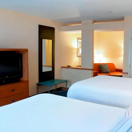 Fairfield Inn & Suites Ames-3