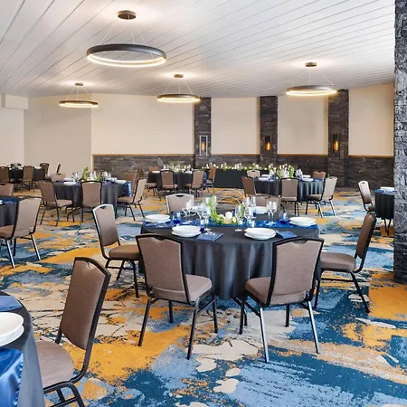 Delta Hotels By Marriott Grande Prairie Airport-2