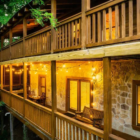Pet Friendly Family Cabin With Hot Tub & Game Room Near Dollywood-2