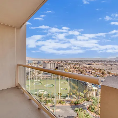 Kintsugi Retreat-Condo-Stripview-No Resort Fee-3