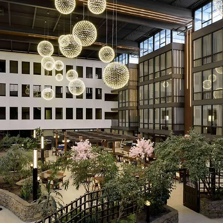 Wyndham Edmonton Hotel And Conference Centre-2