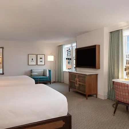 Hotel Roanoke & Conference Center, Curio Collection By Hilton-3