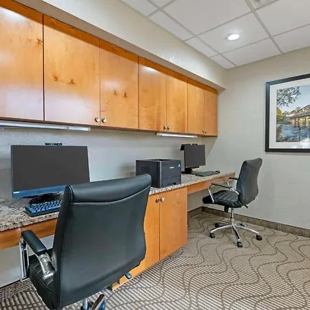 Comfort Suites Downtown-3