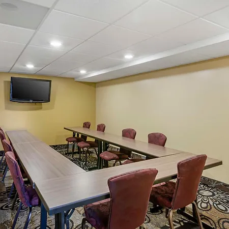Best Western Plus Landmark Inn-2