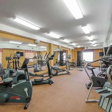 Quality Inn & Suites Grande Prairie-3