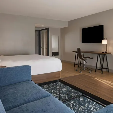 Four Points By Sheraton Bakersfield-2