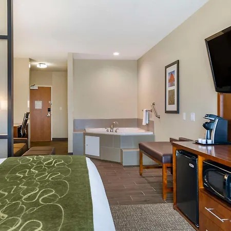 Comfort Suites Helena Airport-3