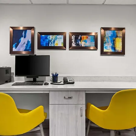 Comfort Inn & Suites Evansville Airport-3