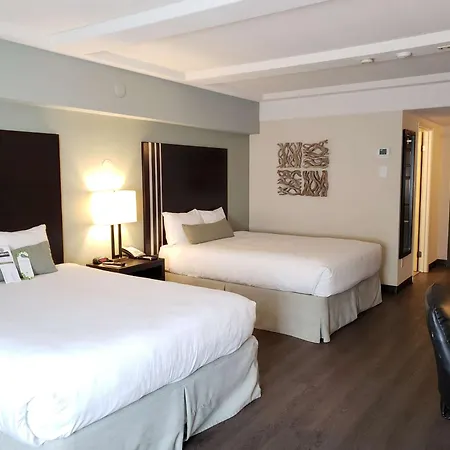 Coast Kamloops Hotel & Conference Centre-3