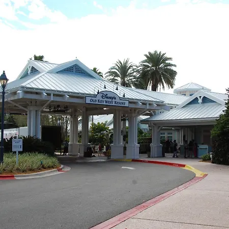 Disney'S Key West Resort Studio Room Sleeps 4-3