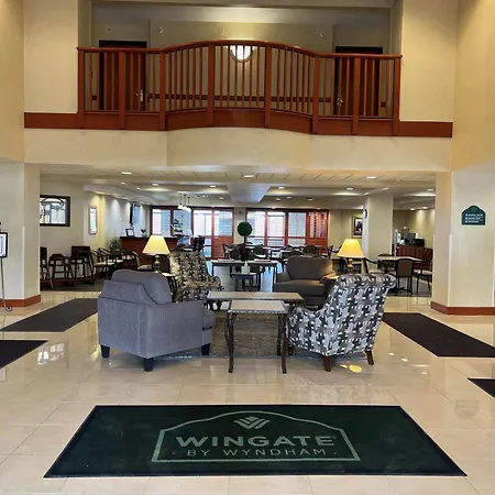 Wingate By Wyndham Peoria - Complimentary Area Shuttle-2