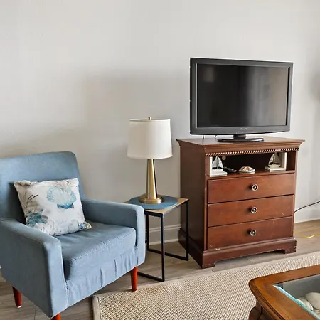 Oceanfront 2-Bedroom Condo At Marigot Beach-3
