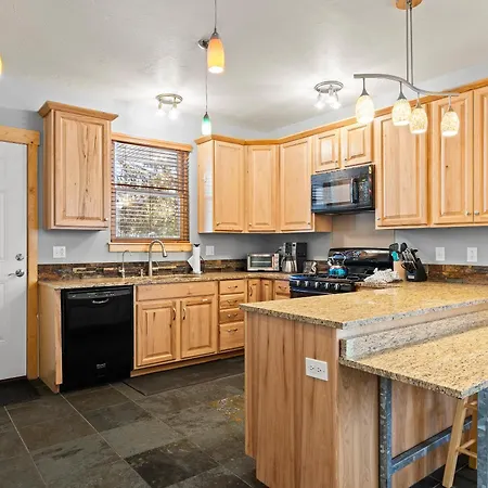 Prospector Accommodations Park City-3