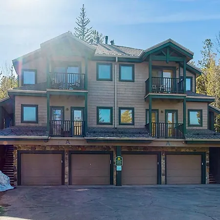 Twin Elk Lodge-3