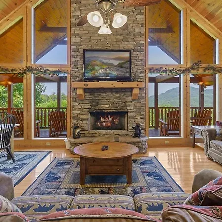 Papa Bear Lodge-2