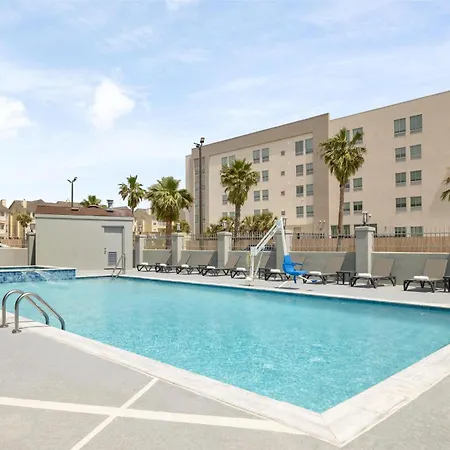 Hampton Inn & Suites Galveston-2