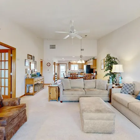 Lighthouse Cove Condo Resort: 418-2