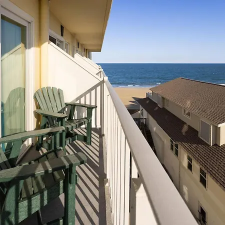 Howard Johnson Plaza By Wyndham Ocean City Oceanfront-3