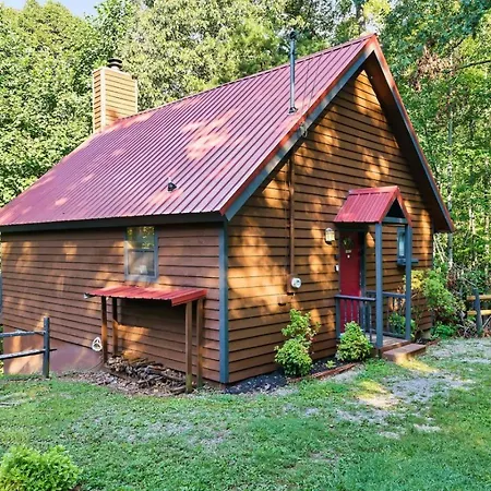 Boogie Bear- Honeymoon Cabin-2