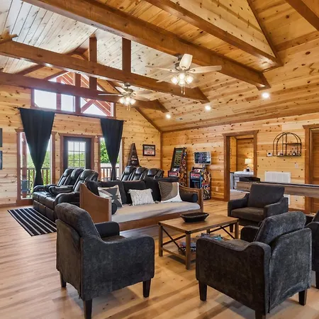 Splash Mountain Lodge Cabin-3