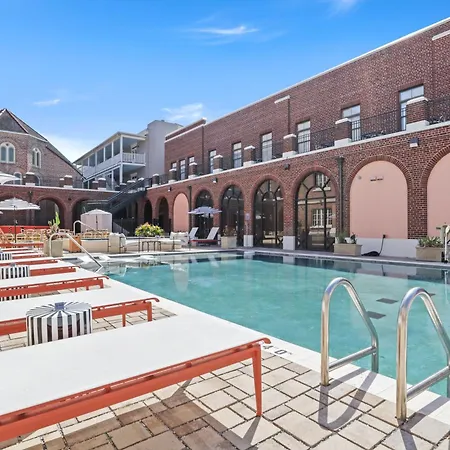 Bywater Suite Hotel-2