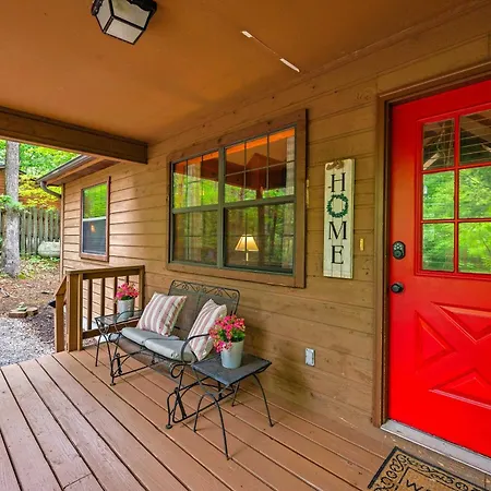 Serene Escape Minutes From Smoky Mountain Fun-2
