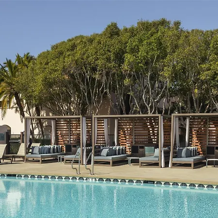 Hilton Santa Barbara Beachfront Resort-3