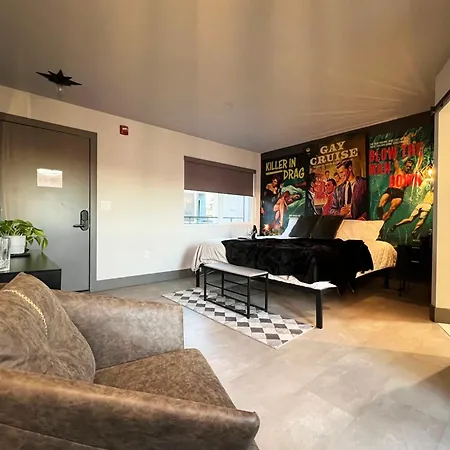 Bent Inn - Lgbtq Hotel-2