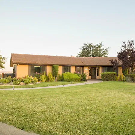Kiler Ranch House-2