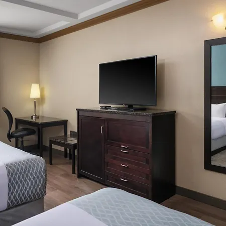 Best Western Plus Kamloops Hotel-2
