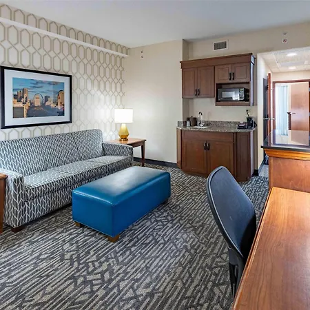 Drury Plaza Hotel St. Louis Chesterfield-3
