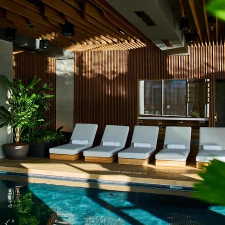 1 Hotel Melbourne-3