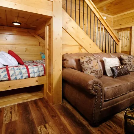 Holly Ridge Hideaway-2