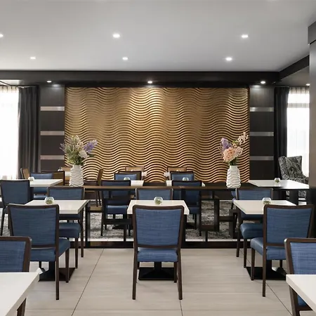 Best Western Premier Executive Residency Medicine Hat-2