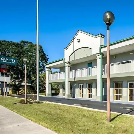 Quality Inn & Suites Near Panama City Beach-3