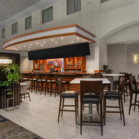 Embassy Suites Boston At Logan Airport-2