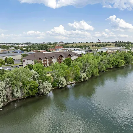 Best Western Plus Riverfront Hotel And Suites-3