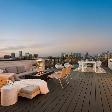 Archer House | Hot Tub Rooftop | Downtown Luxury!-3